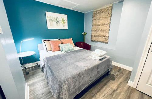 Rittenhouse Square close by Kimmel Center Suite - Photo 3