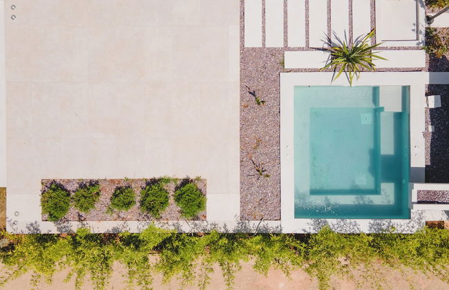 Allure Wellness Retreat - Photo 21