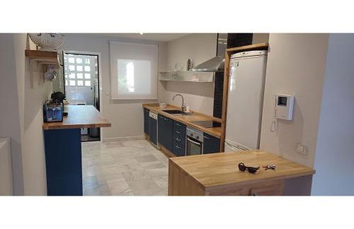 SunBeach Hacienda Apartment - Photo 20