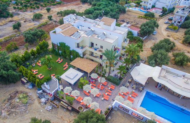 Bella Elena - Photo 38