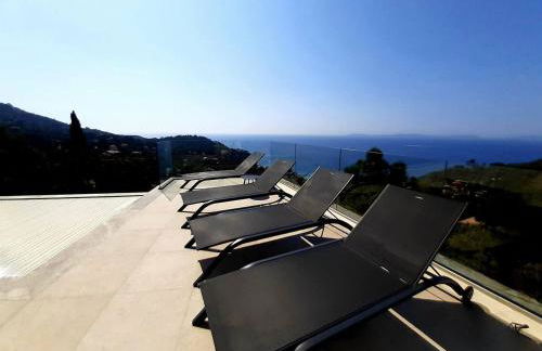 Villa neuve vue mer et îles d'Or - Foto 8