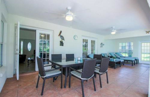 Hernando 4BR-3BA Private Pool Oasis - Photo 1