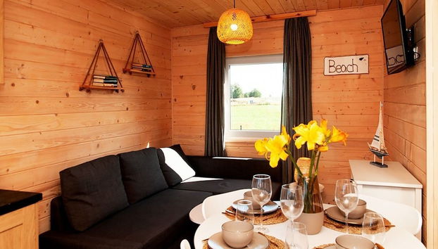 Holiday Homes With Pool, Sauna and Jacuzzi - Photo 5, Salle de séjour