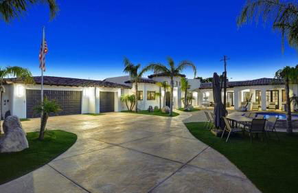 Movie Theater, Game Room, Pool, Hot Tub, & Views Villa Toscana by Avantstay - Foto 66