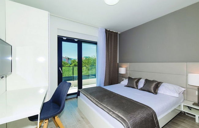 Modern Kastel Villa With Private Pool, Gym, and Large Outdoor Space - Foto 1