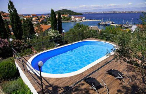 Zadar Kali Booking Franov Residence on island Ugljan with the pool, BBQ and beautiful sea-view! - Foto 1