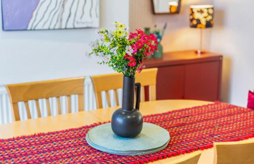 #82 Stylish Shirley Home - Sleeps 8 - NEC Solihull BHX - " Perfect for Contractors and Families - Free Parking" - Foto 32