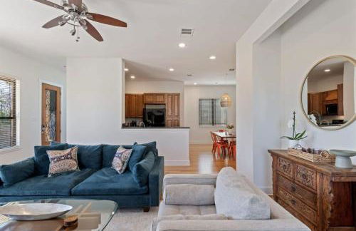 Bright Home in East ATX - 3BR - Cowboy Pool - Foto 10