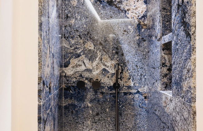 Luxurious Apartment with Patio and Pool - Foto 28