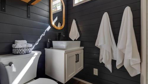 Deer Woods - Photo 4, towels