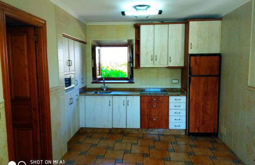 CASA AMPLIA CON JARDÍN Y APARCAMIENTO G-100147 - Foto 16