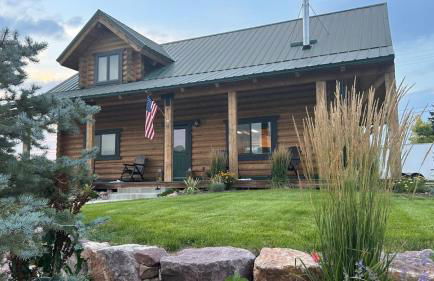 Dutch John Adventure Outpost, 2800 Sq Ft Log Home - Foto 1