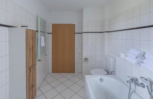 Ferienhaus Wiesenquartier - eingezäuntes Grundstück und Platz für 10 Personen - Foto 15
