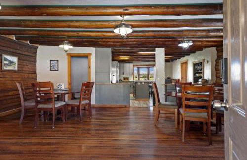 Historic Alpine Lodge Rental near Jackson Hole, Wyoming - Photo 48