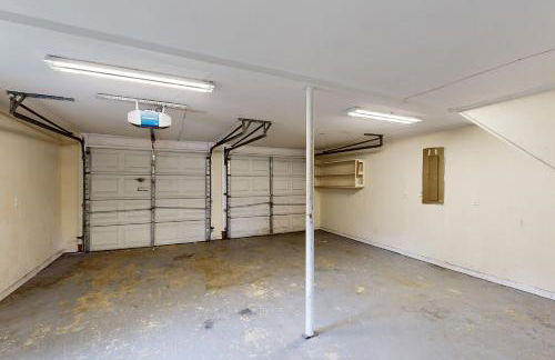 Bring Your Pup! Goose Creek Home with Private Pool - Foto 24