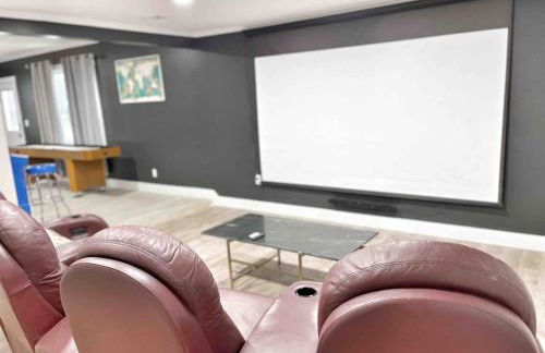 Family Retreat Prime Location in Decatur - Photo 28