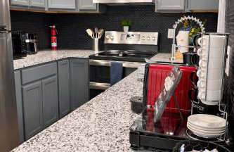 Cozy Near Boston with Outdoor Space - Foto 8