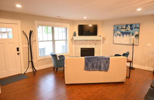 Black Mntn Modern Lux 2BR/2B w F place, Asheville - Foto 3