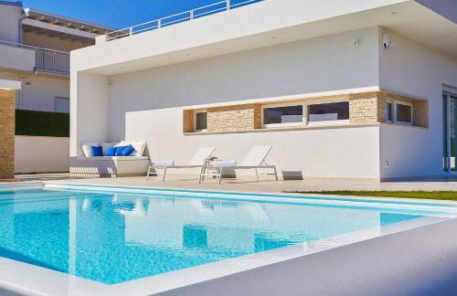 VILLA DARDA con piscina e 3 camere da letto - Foto 23