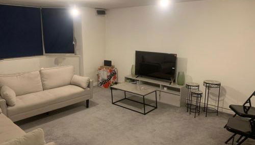 Modern Cozy Apartment in the Heart of Aldershot - Foto 1