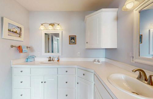 Lakefront Retreat - Foto 20