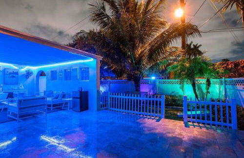 ~Villa Victoria Luxury! (Pool)~1 mile from beach - Foto 43