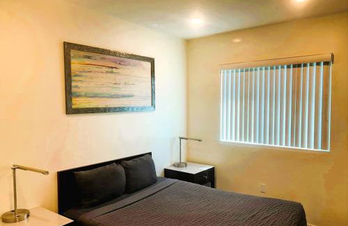 3 bedroom Home Casa Serenity Central Los Angeles - Photo 8