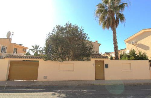 4 Bedroom Family Villa with Private Pool in Villa Martin - Foto 51