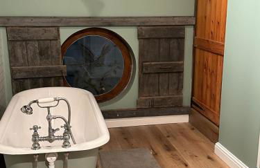 The Hurst Stable - Photo 24