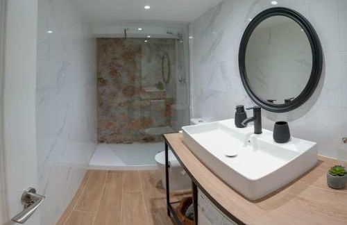 Casa rural Villa Cardil en la entrada del parque Cabarceno - Foto 5