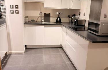 Limeharbour Ultra-Spacious City Living 2 Mins DLR - Foto 6