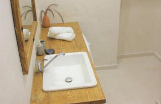 Avli House Vori - Photo 19