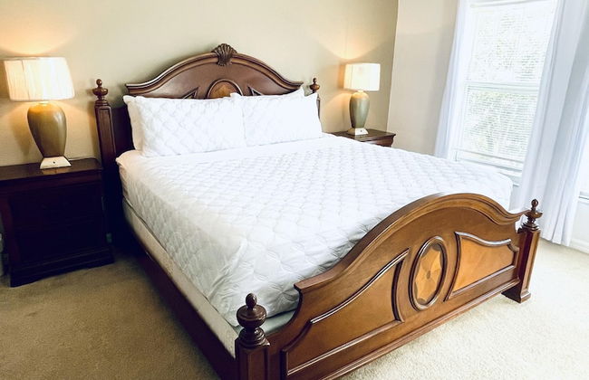 Lakeside Community, Pools, and More! - Photo 6