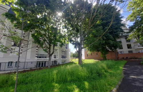 Appart dans petit chateau en centre ville - Foto 28