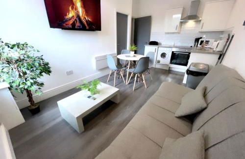 Albert Luxury Hottub and Jacuzzi Apartments - Foto 6