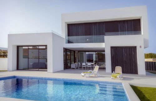 Villa in Calpe with Pool near Beach - Foto 1