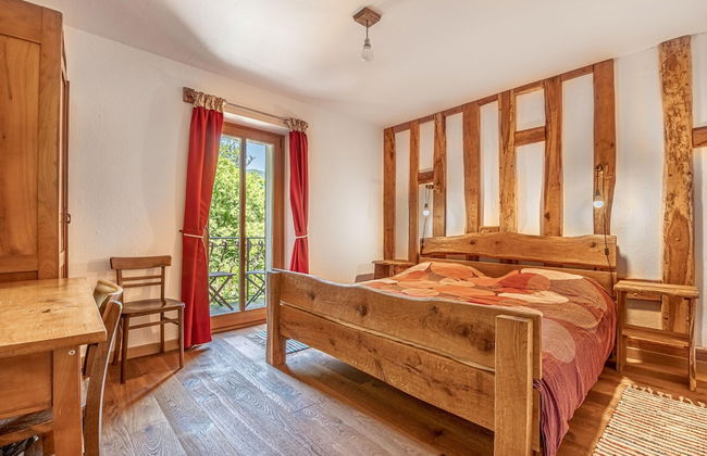 House By The Stream - Foto 2