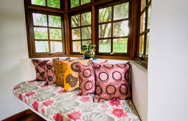 Casa confortável com churrasqueira na Granja Viana - Foto 1