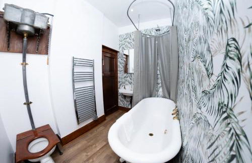 Watermouth Castle, West Tower Apartment - Foto 21