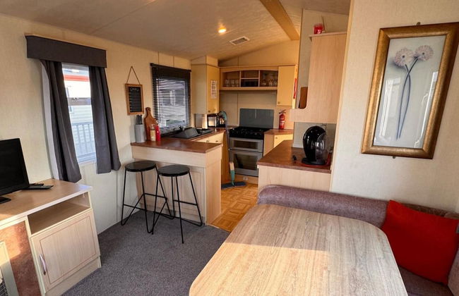 3 Bed Caravan, 8 Berth, Pet Friendly, Parking - Foto 13