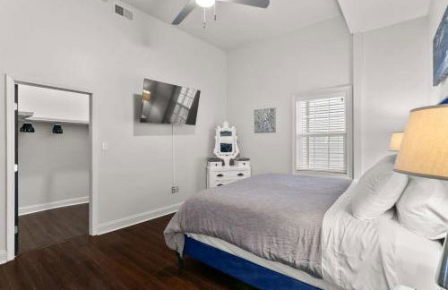 Modern pristine stunning 2BD Garden District Apt - Foto 10