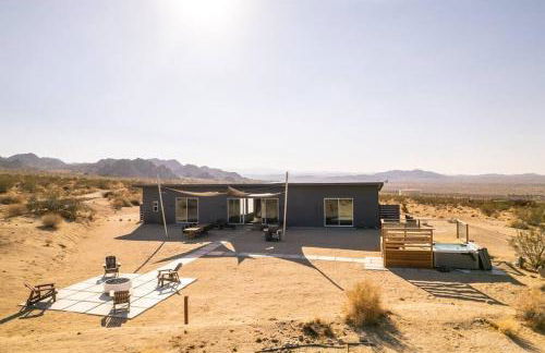 Luxury Joshua Tree Home With Hot Tub & views - Foto 1