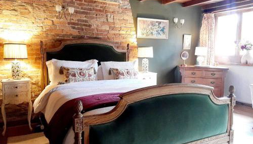 Historic, Hidden, Cosy, Log Burner, 10mins walk to Holmfirth - Foto 1