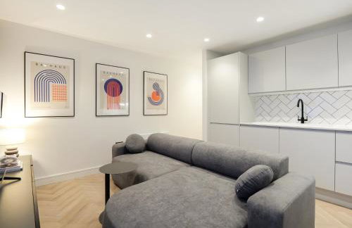 Urbano at The Heim - Photo 3