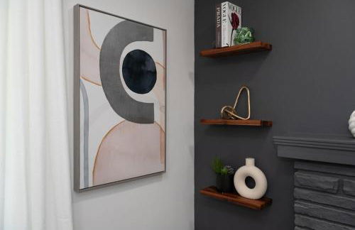 Luxury 5BR Cincinnati, Sleeps 12, Crib, Home Gym, Fenced Backyard - Foto 3