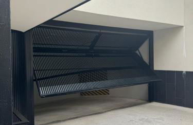 Apartamento de una habitación con terraza grande cerca de Barcelona - Photo 12