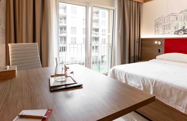 Los Lorentes Residences - Foto 9