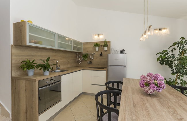 Holiday home Lola, sea on a palm! HEATED POOL - Photo 39