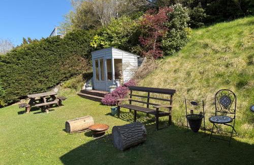 Hilltop Hut - Foto 18