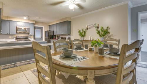 Spacious Little Rock Home with Patio - 9 Mi to Dtwn! - Foto 2